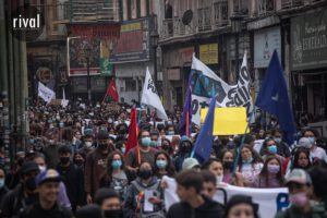 Miles de estudiantes marcharon en Valparaíso