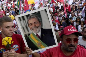 Brasil. Lula presidente!: Venció a Bolsonaro y la euforia se desata en las calles de todo el país