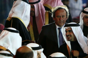 Qatar: Mundial de Fútbol y la «diplomacia de la chequera»