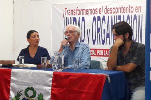 Héctor Béjar se reunió con sectores de la izquierda popular chilena y peruana en Santiago